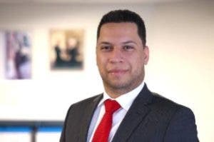 Experto en relaciones internacionales se incorpora al programa Esto No Es Radio