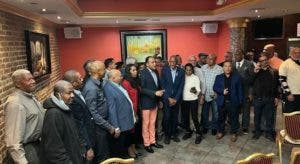 Senado NY reconoce a Holguín por su trayectoria