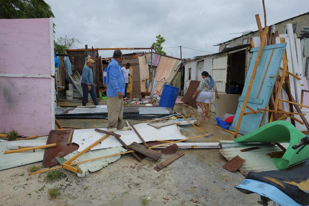 Grupo latino envía ayuda a varias ONG dominicanas para afectados por Fiona