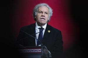 Investigan al jefe de la OEA por relación con asistente