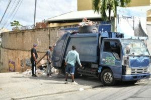 Fundación Escoba realiza saneamiento en Capotillo y Espaillat
