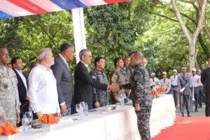 Abinader encabeza graduación nuevos agentes PN