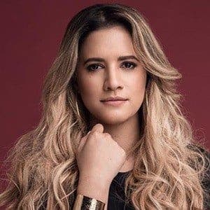 Nathalie Hazim lanza propuesta musical