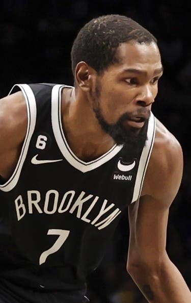 Durant y  Booker brillan en jornada de la NBA