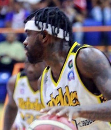 Enriquillo sigue invicto