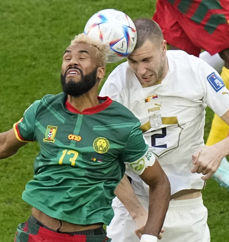 Camerún y Serbia desatan la locura