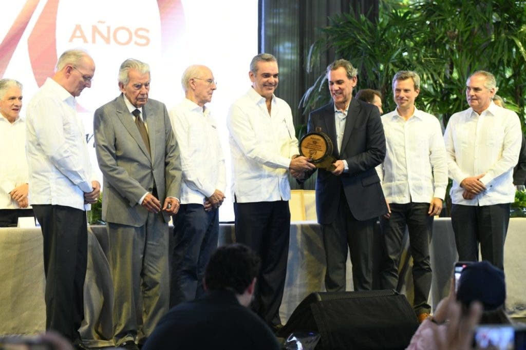 La empresa licorera más antigua de RD celebra el 170 aniversario de su fundación