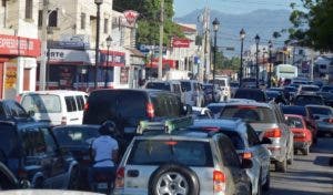 Caos se apodera de calles de Santiago