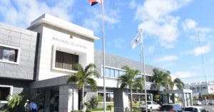 Fitch ve estable perspectiva de RD