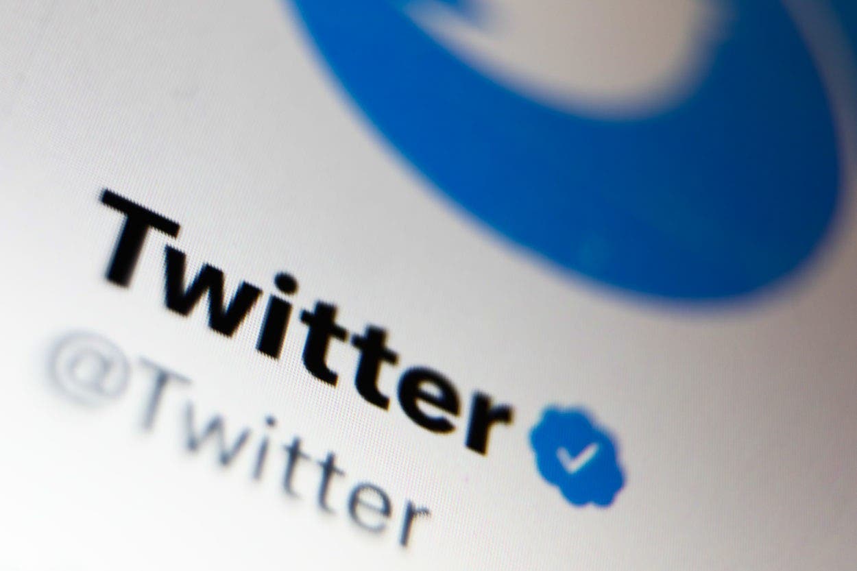 Twitter devuelve la marca azul a algunas personalidades y empresas