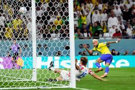 Luego que el gol de Neymar adelantó a Brasil a los 105 minutos, Bruno Petkovic empató para Croacia a los 117 y mandó el partido a los penales. 