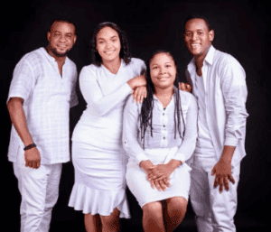 Agrupación cristiana Shaddai Worship lanza producción “En su presencia”