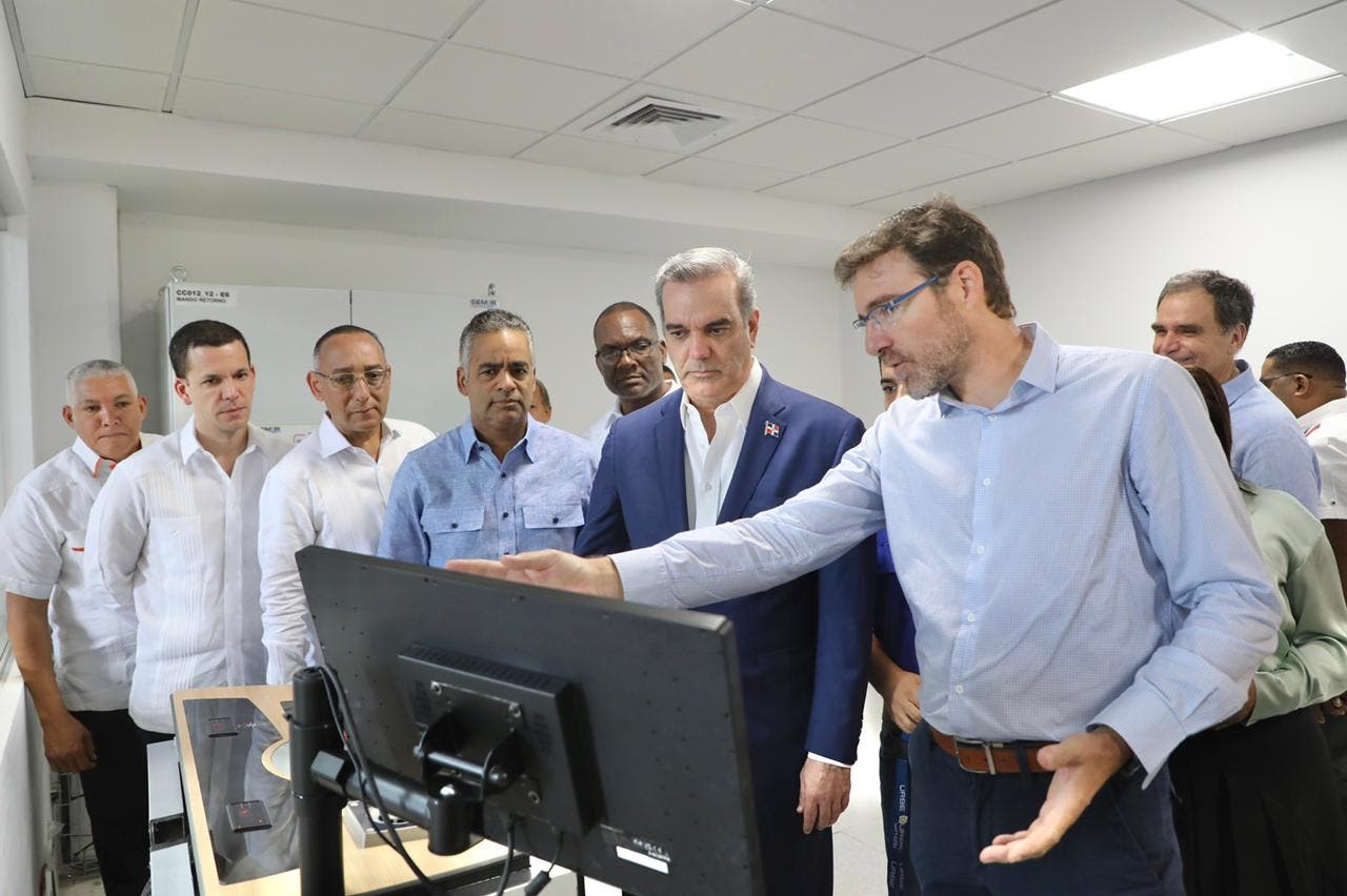 Abinader inicia fase de prueba Teleférico de Los Alcarrizos