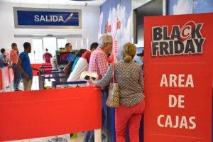 Pro Consumidor dice no hubo publicidad engañosa en Viernes Negro