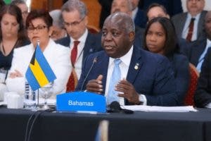 Bahamas evacua a sus 7 diplomáticos en Haití a RD