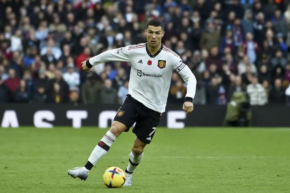 Cristiano pone fin a su carrera en el fútbol de élite
