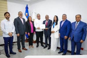 Reconocen logros en ranking plan de capacitación del DA