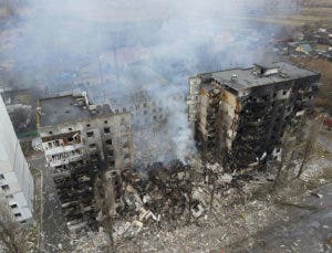 Enviar armas ofensivas a Kiev provocaría una “catástrofe global”, dice Rusia