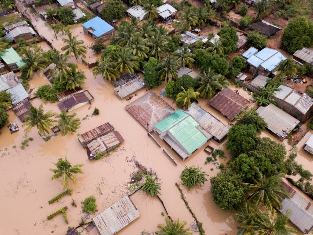 Las islas del Caribe deben prepararse para huracanes mas intensos .