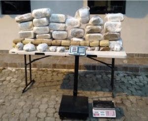 Ocupa 46 pacas de marihuana en Los Ríos