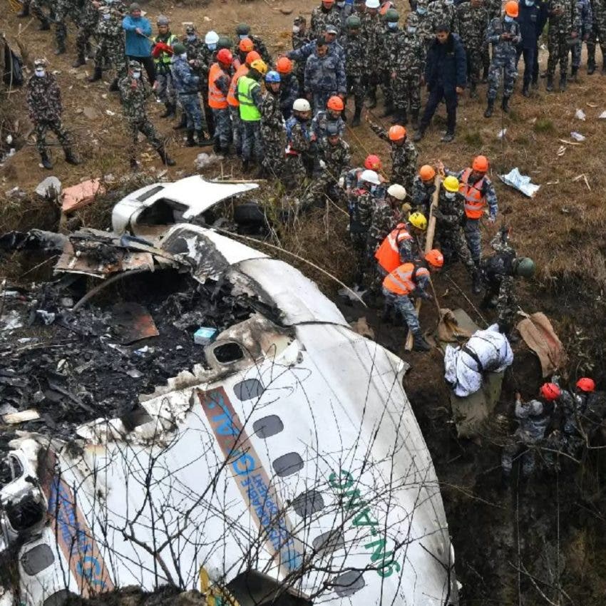 El fin trágico y en directo de 4 amigos en el accidente de avión de Nepal 
