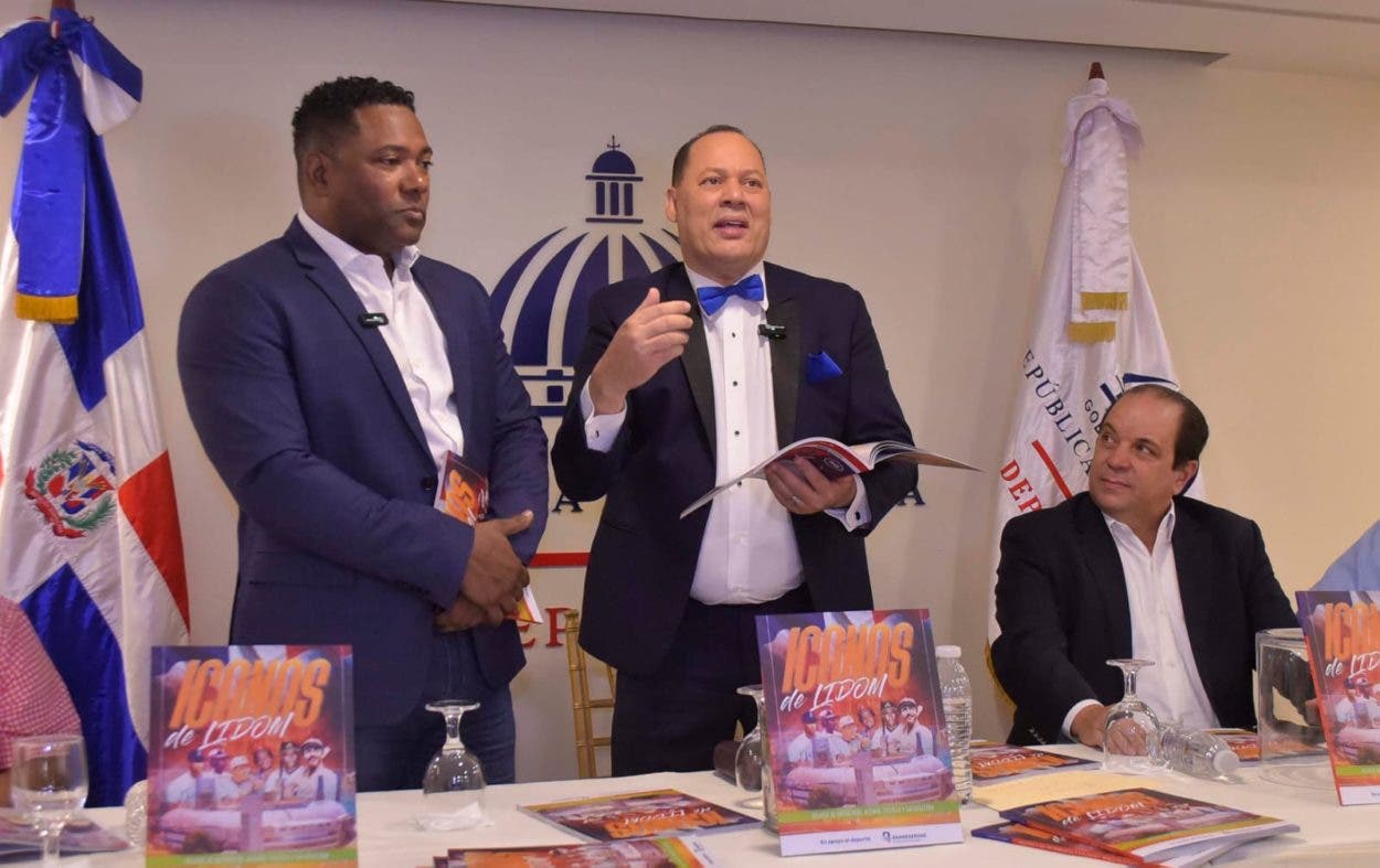 Franklin Mirabal lanza libro «Iconos de Lidom»