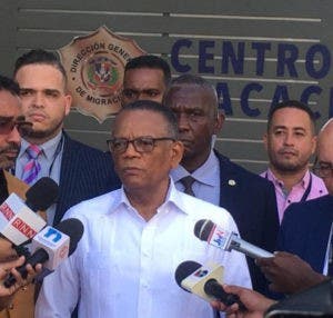 Migración niega autobuses incendiados en Bávaro les pertenezcan