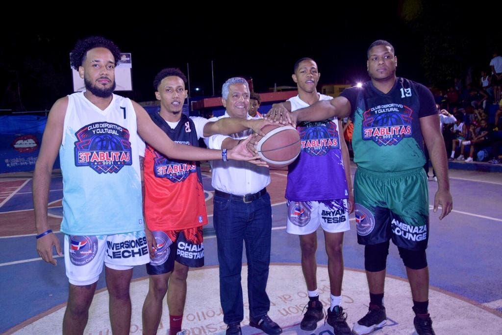 Cuatro equipos se debatirán corona en torneo de baloncesto Los Mameyes