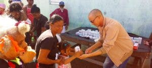 Partido Solidario Cristiano entrega medicamentos en Baní