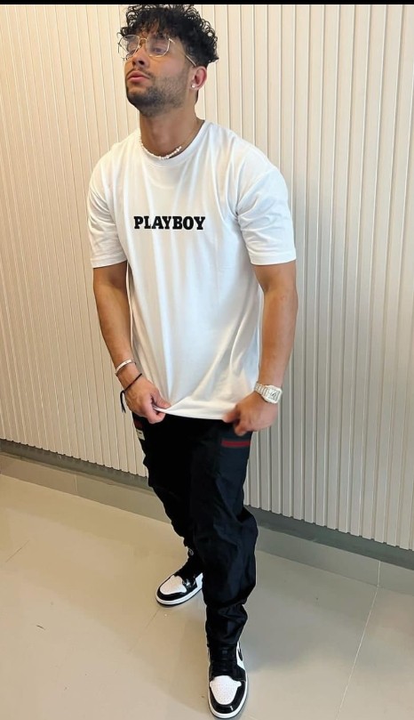 Urbano Whitecity “Se gabea en palo encebado”