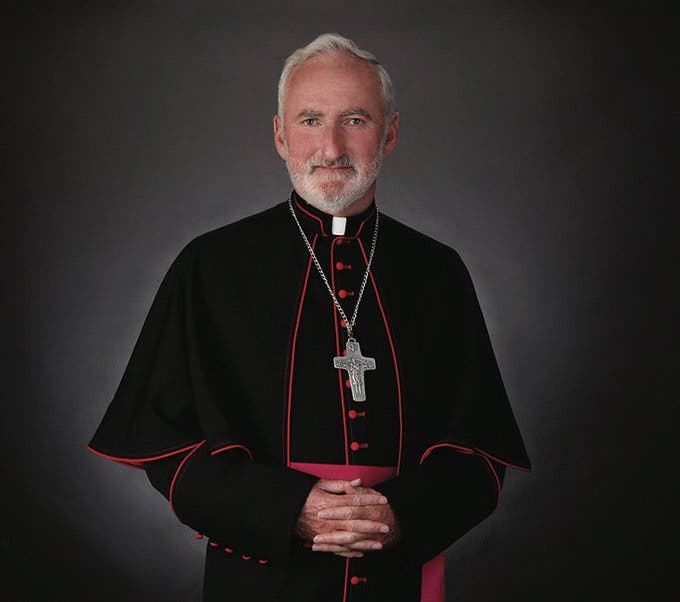 Muerte de obispo en California fue un homicidio