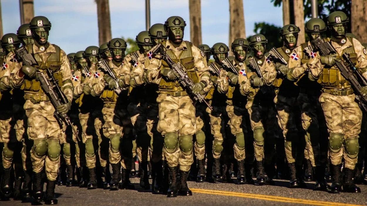 Anuncian restricción naves aéreas