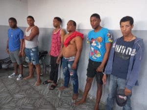 PN desintegra red criminal; hay un expolicía entre los detenidos