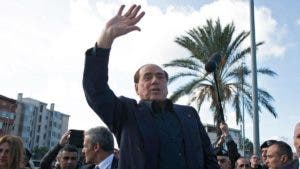 Berlusconi, absuelto de comprar el silencio de los asistentes a sus fiestas