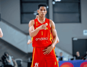 Tyson Pérez, reconocido como mejor latinoamericano de la jornada