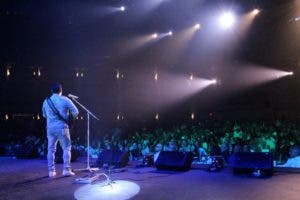 El Chaval de la Bachata se anota un “sold out” en concierto aniversario