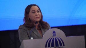 RD no puede aplazar el tema del aborto, según ministra de la Mujer