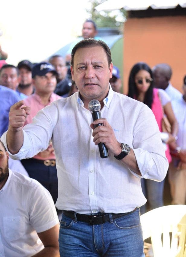 Abel Martínez critica pacto y llama «hipócrita» al Gobierno en tema haitiano