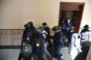 Aplazan coerción imputados Operación Calamar