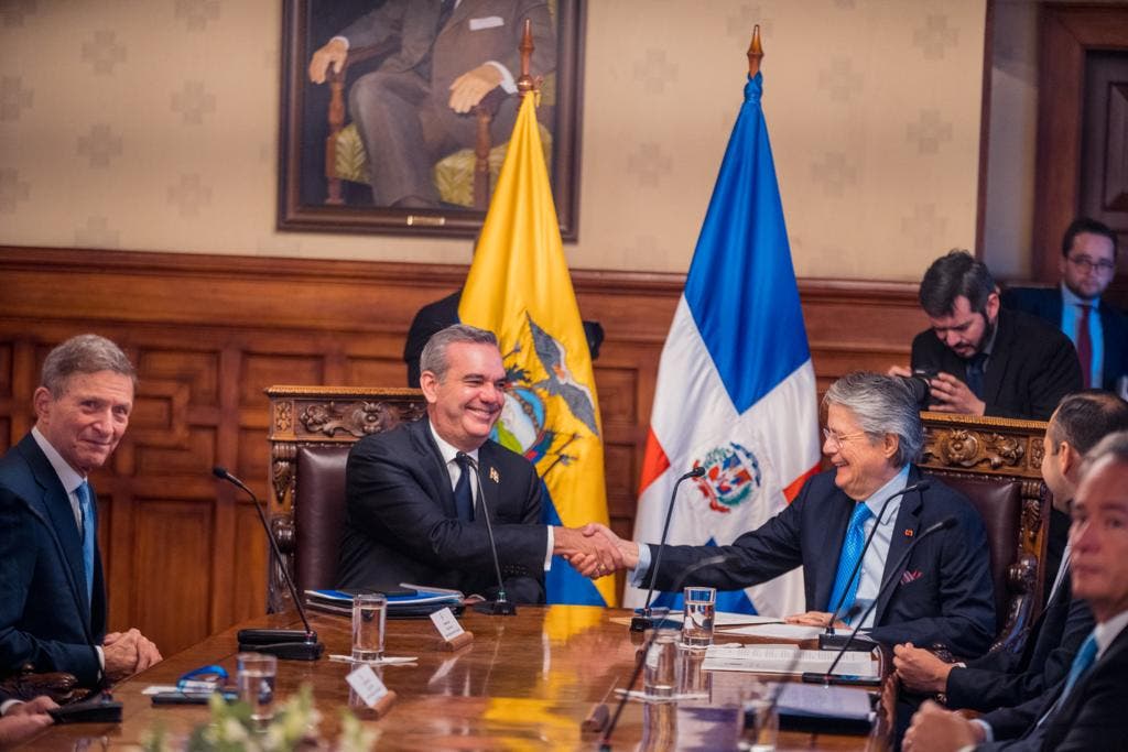 RD y Ecuador iniciarán conversaciones para posible explotación de gas natural