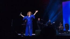 Milly Quezada celebra 45 años de trayectoria