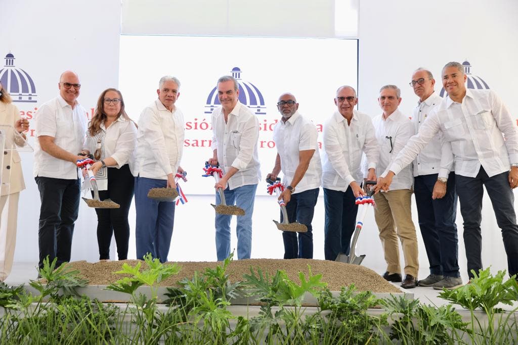 Abinader ratifica compromiso con Santiago e inicia remozamiento del centro histórico