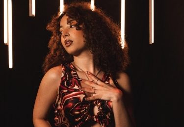 Rominika promueve canción “Tranki”