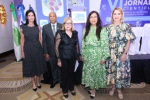 Instituto de Oncología realizó tradicional jornada científica