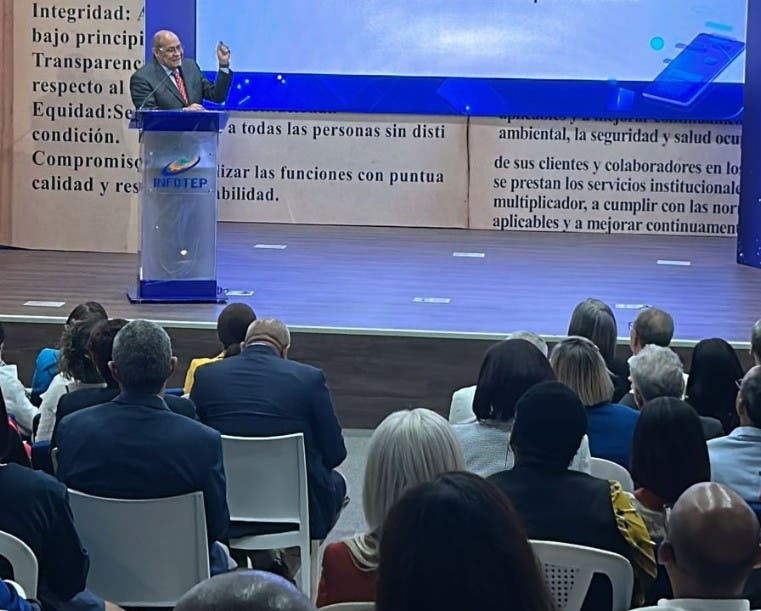 Infotep inaugura biblioteca virtual con 50 manuales