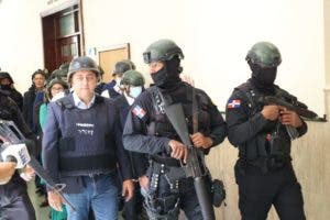 Inicia coerción acusados corrupción