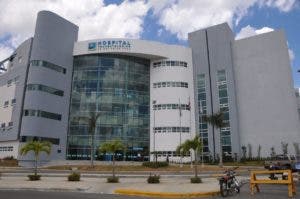Hospital Ney Arias Lora distribuye incentivos a colaboradores