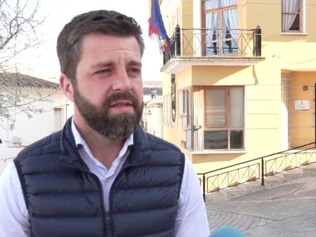 Un candidato a alcalde, famoso en España por su vinculación al cine porno