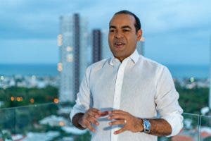 Kalil Michel pide a Carolina Mejía aprobar normativas de ciudad