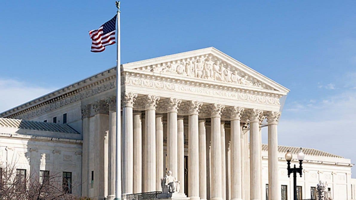 Supremo de EEUU permite cancelación de deuda de miles de estudiantes